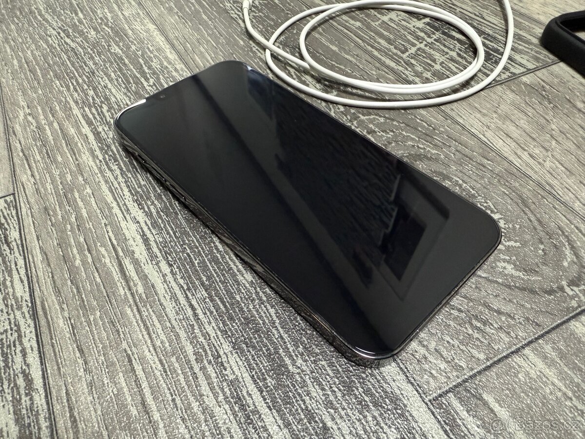Apple iPhone 13 Pro Max šedý
