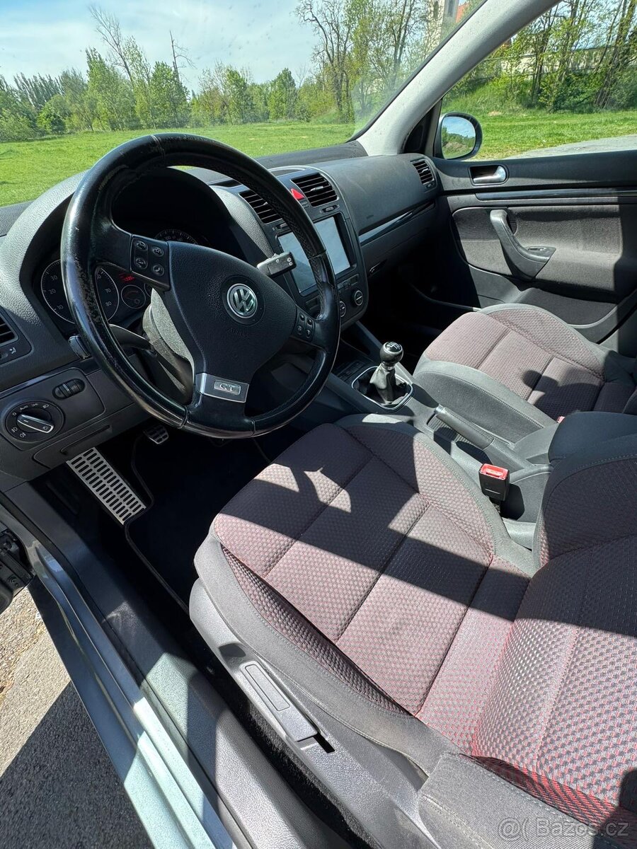 Volkswagen Golf V 1.4 TSI GT 2006, KLIMA, ZIMNÍ PNEU