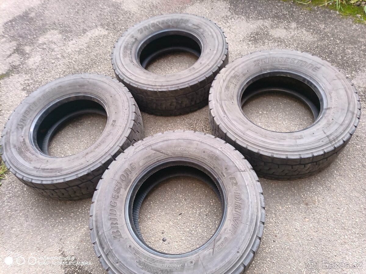 Pneumatiky 265/70 R17,5 Bridgestone vzorek 7-8mm