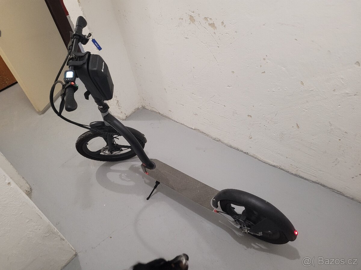 Elektreokoloběžka MS Energy r10
