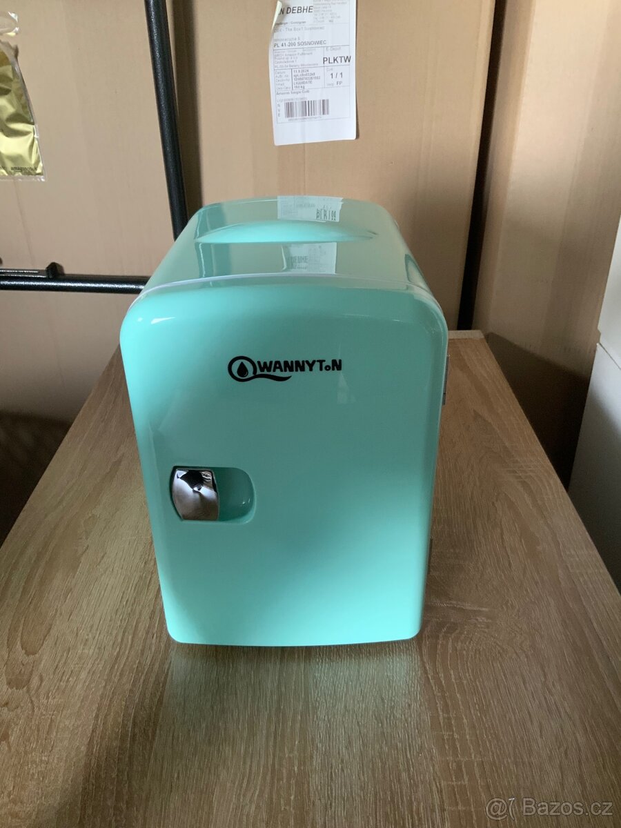 WANNYTON Mini lednička 4L