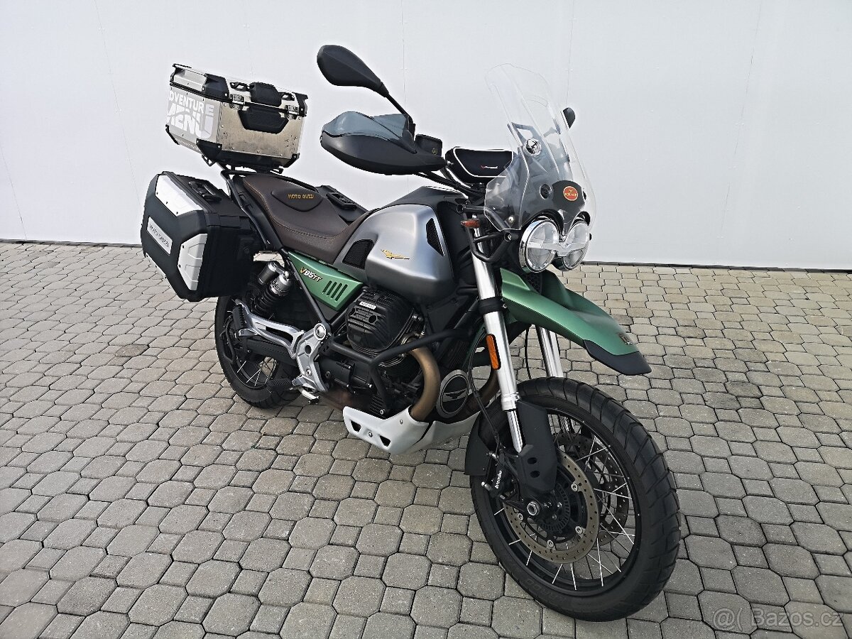 Výroční Moto Guzzi V855TT r.v.2021, nová v ČR, TOP stav