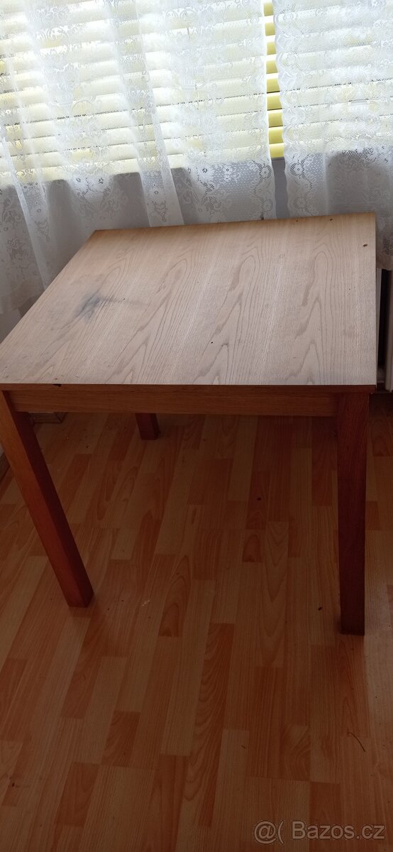 Prodám šatní rohovou skříň