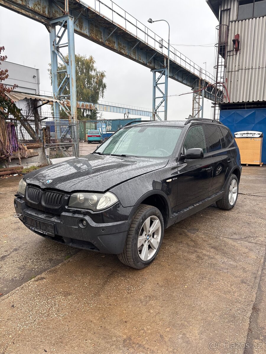 BMW x3 e83 cely vůz po dílech
