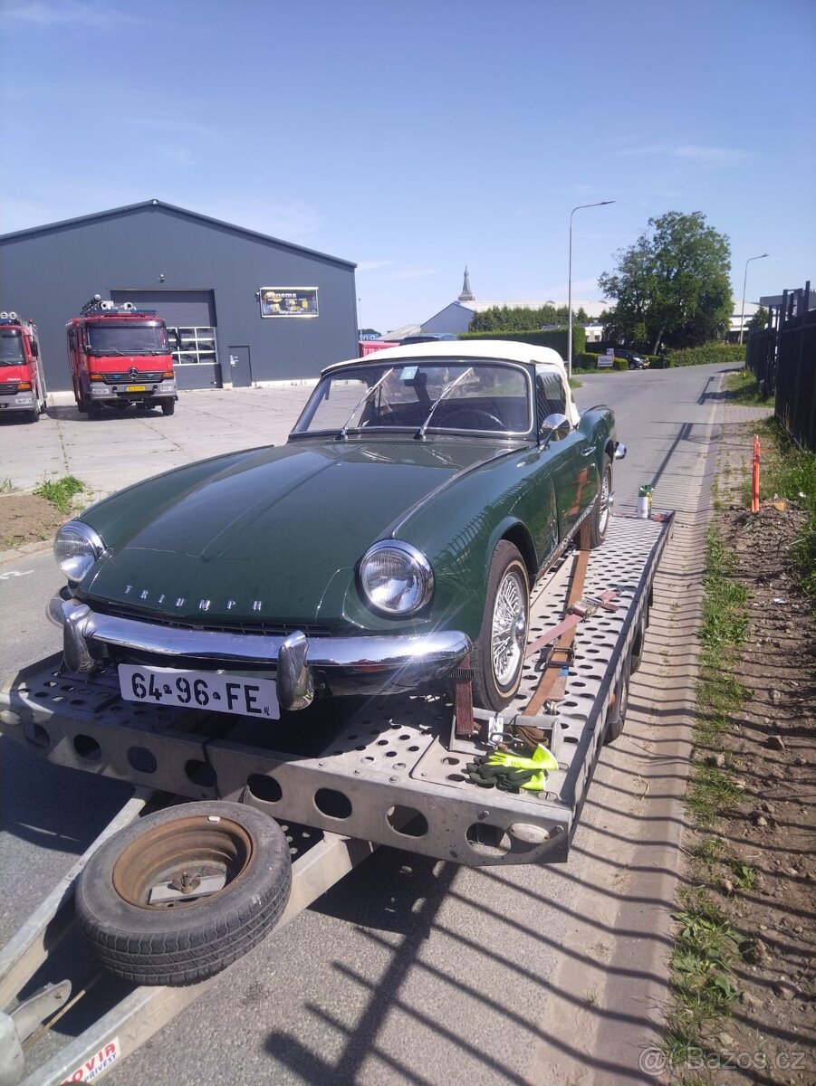 ODTAH VOZIDEL, ČTYŘKOLEK A STROJŮ, plaťák nebo vozík