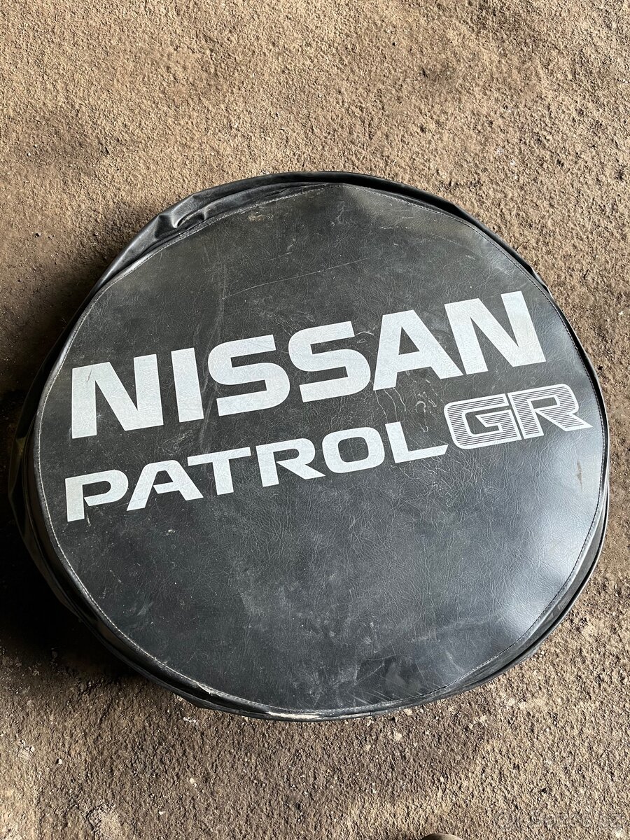 Kožený kryt rezervy nissan patrol