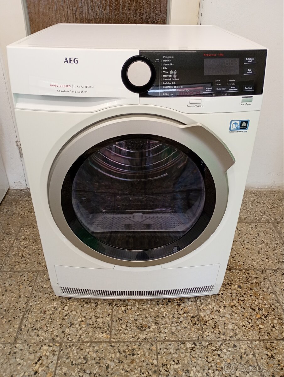 Sušička prádla s tepelným čerpadlem AEG Lavatherm