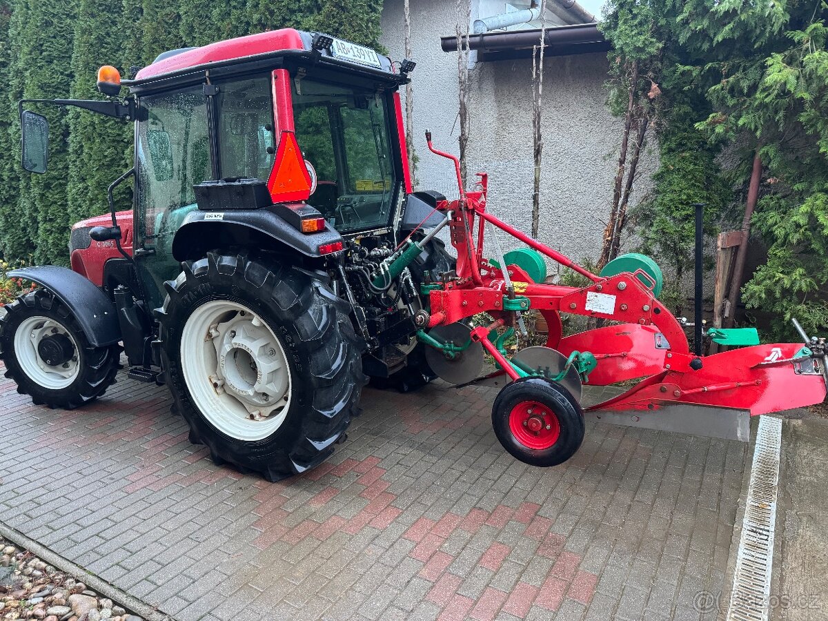 Soutěžní pluh Kverneland MZ + hattat c3065