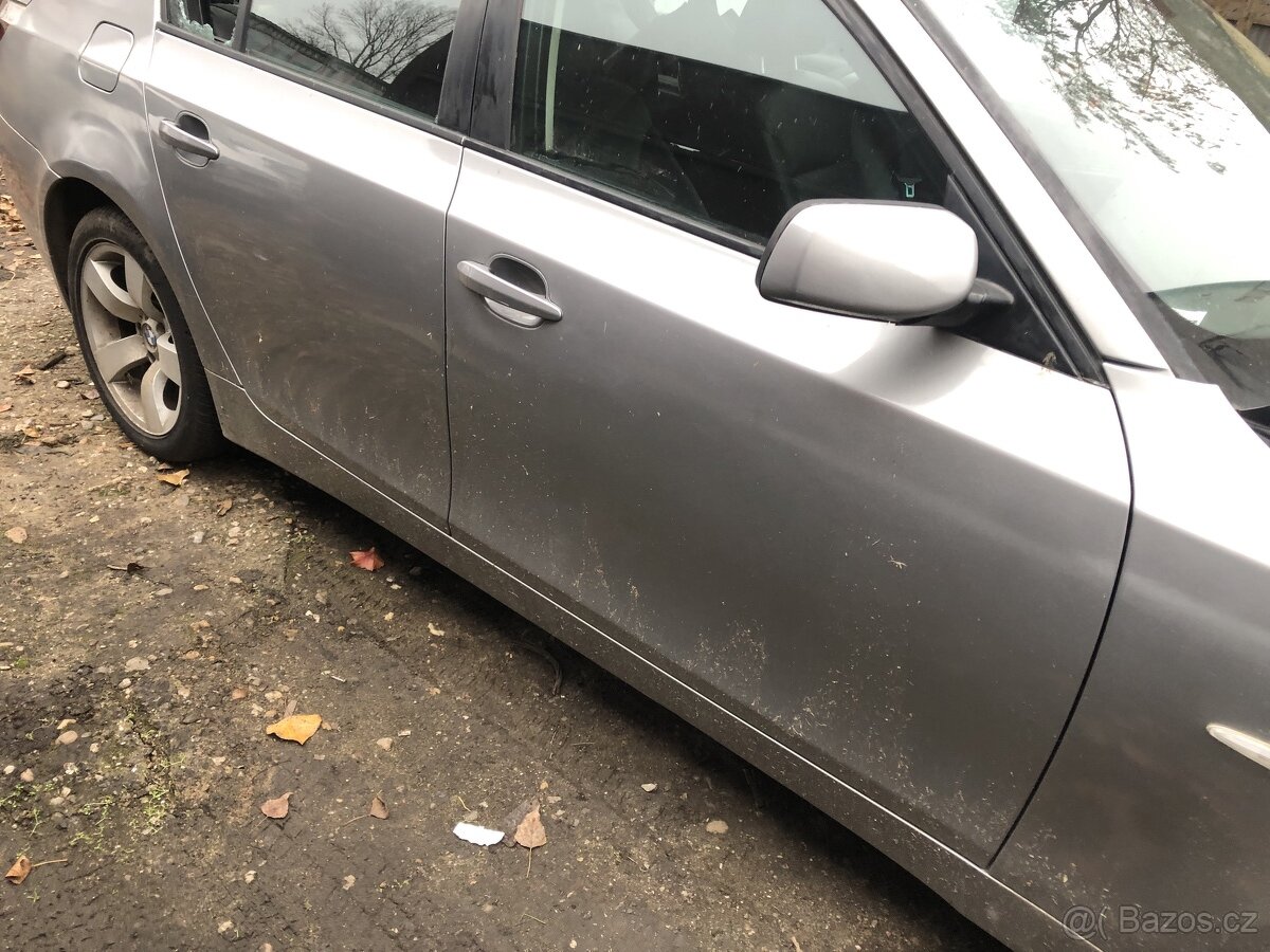 bmw 530D e60 náhradník dily , silbergrau metallic e60