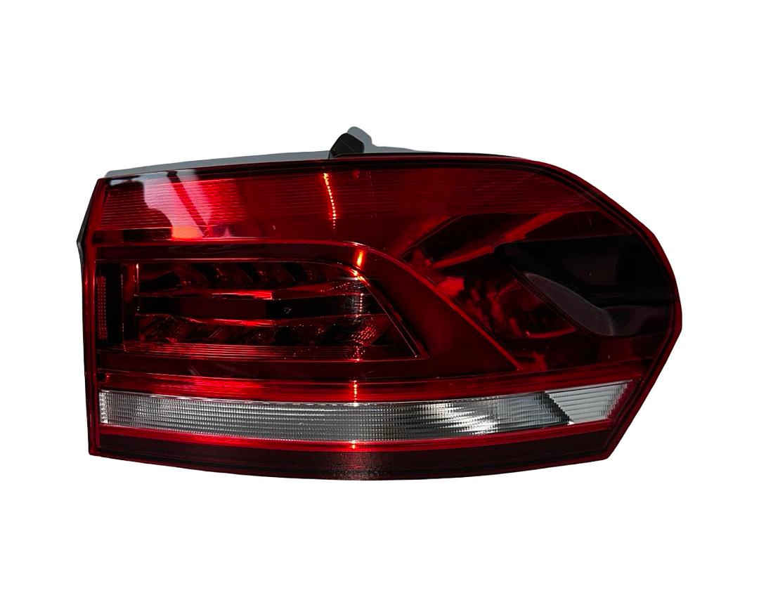 LED pravé zadní vnější světlo 5TA945208A VW Touran 5T 2016