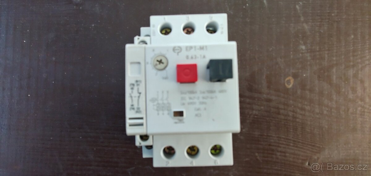 Motorový spouštěč, jistič