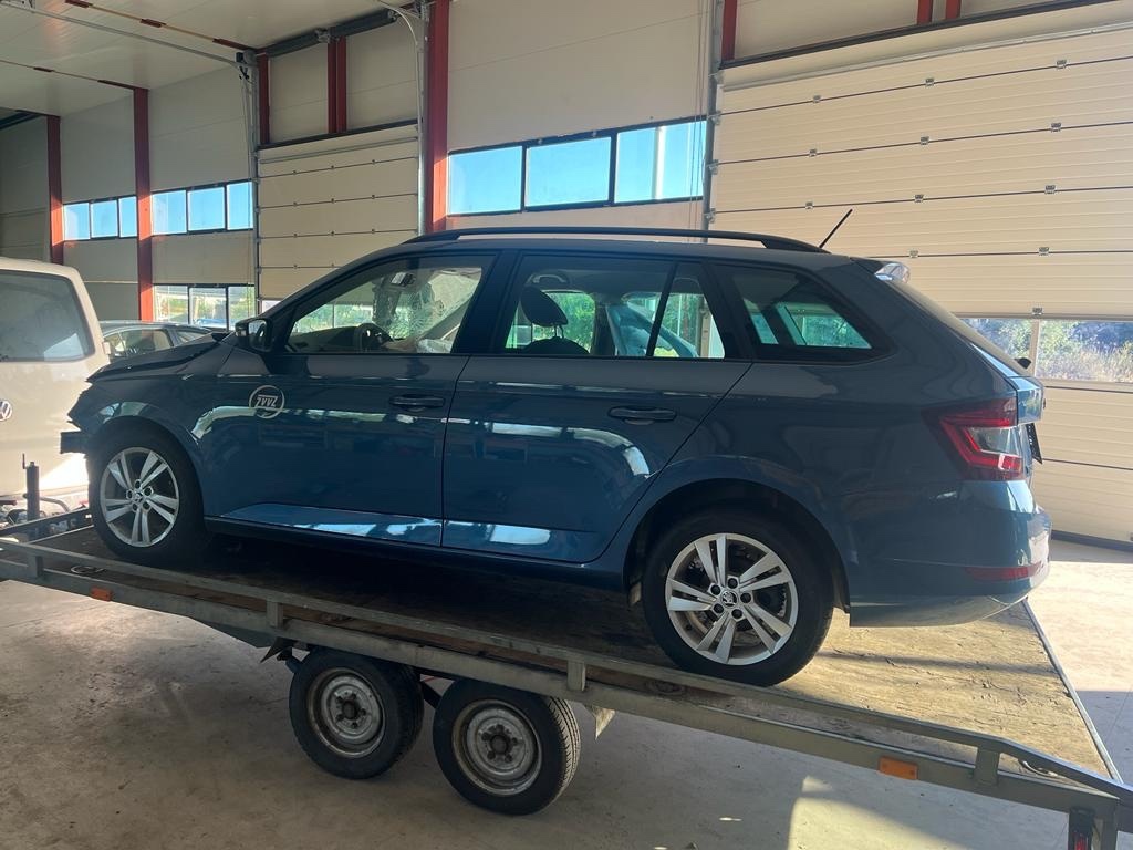 Fabia 3 1.0TSI ,DKL