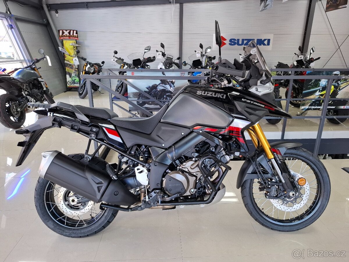 Suzuki V-Strom 1050 DE (ČERNÁ, AKCE)