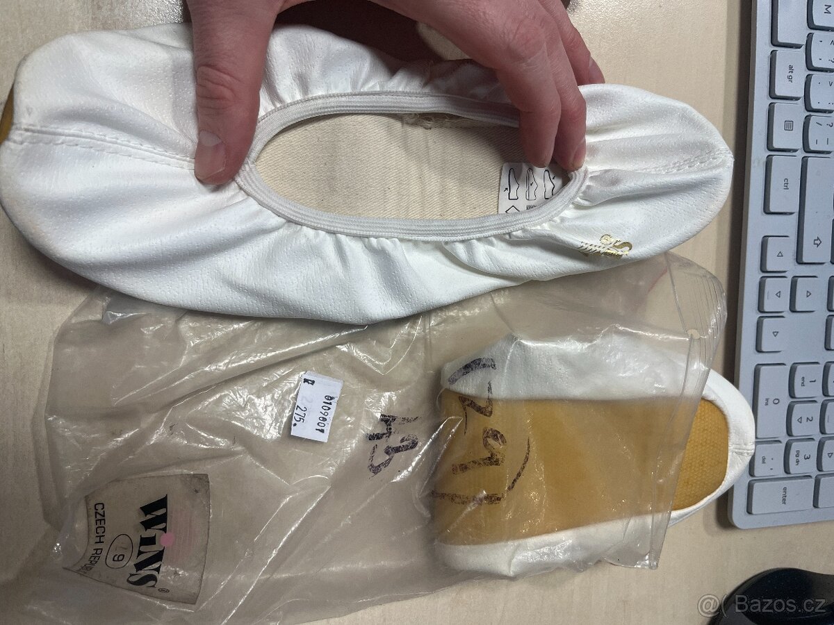 Cvičky Wins vel. 43