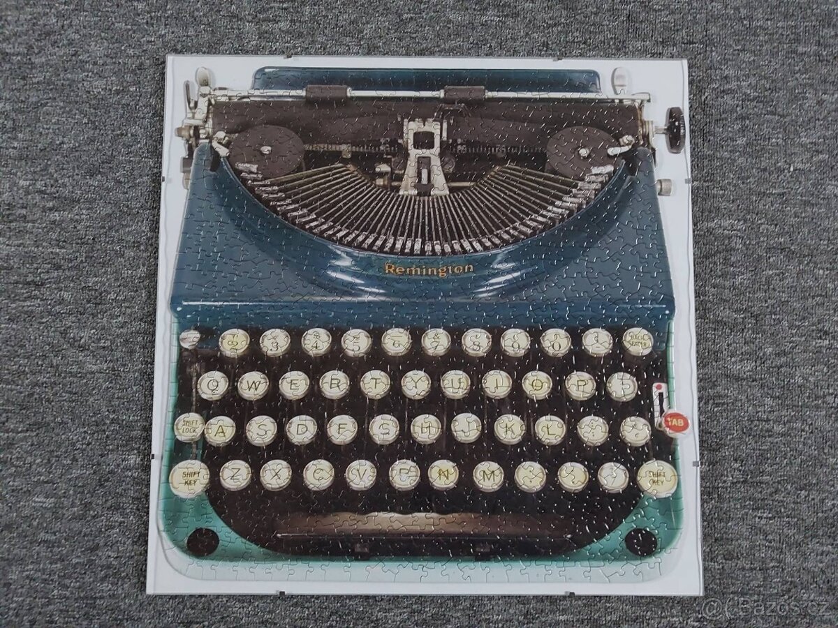 Zasklené puzzle psací stroj - 750 ks