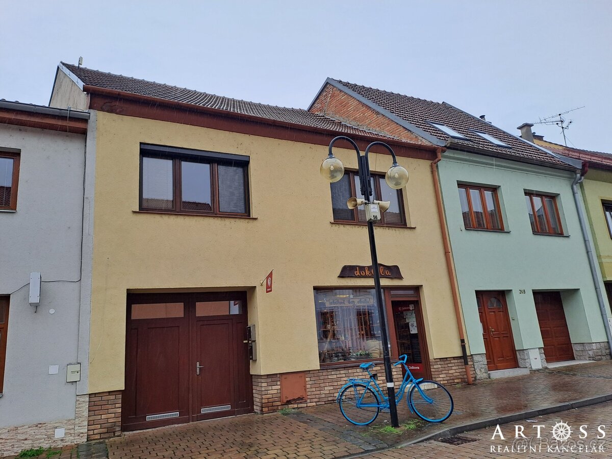 Prodej rodinného domu, 265 m2 - Slavkov u Brna
