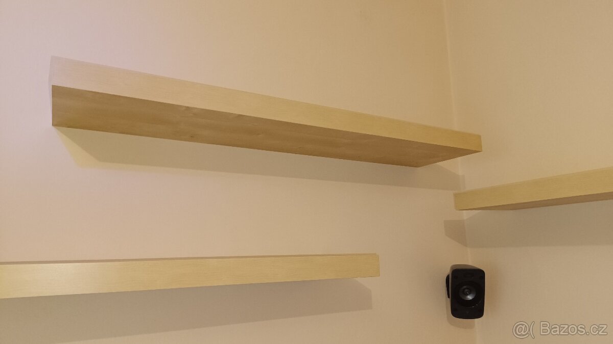 Nástěnná police IKEA LACK