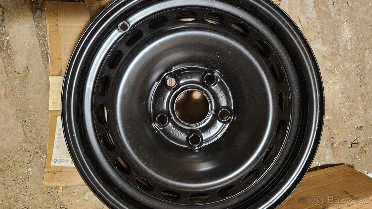 Nové originální plechové disky VW Passat 15" 4B0601027 03C