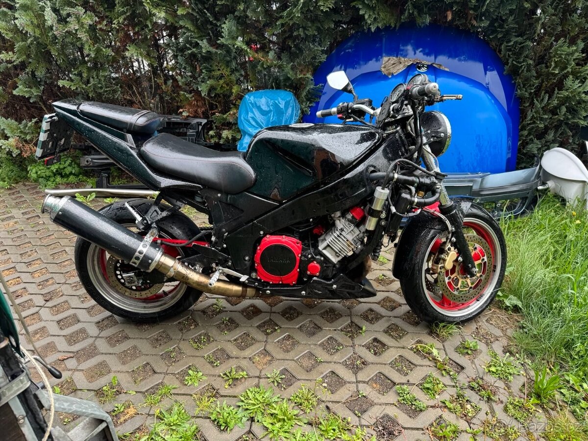 YAMAHA FZR 1000 1987