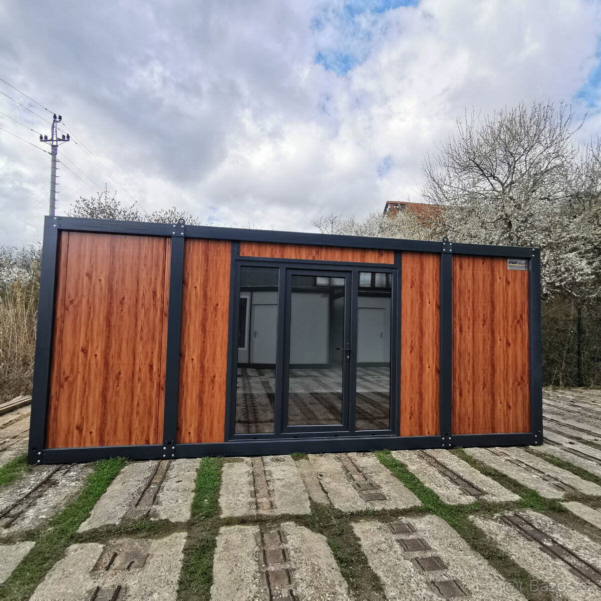 Obytný kontejner PMP-Y o rozměru 2,4 x 6 m