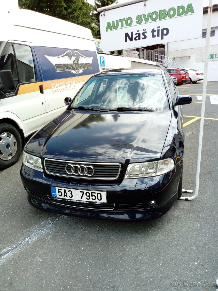 Audi A4 2.6 6V Benzin