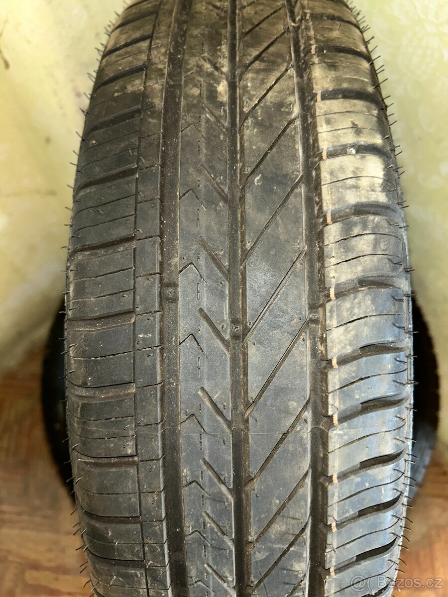 Goodyear 175/65R15 88T