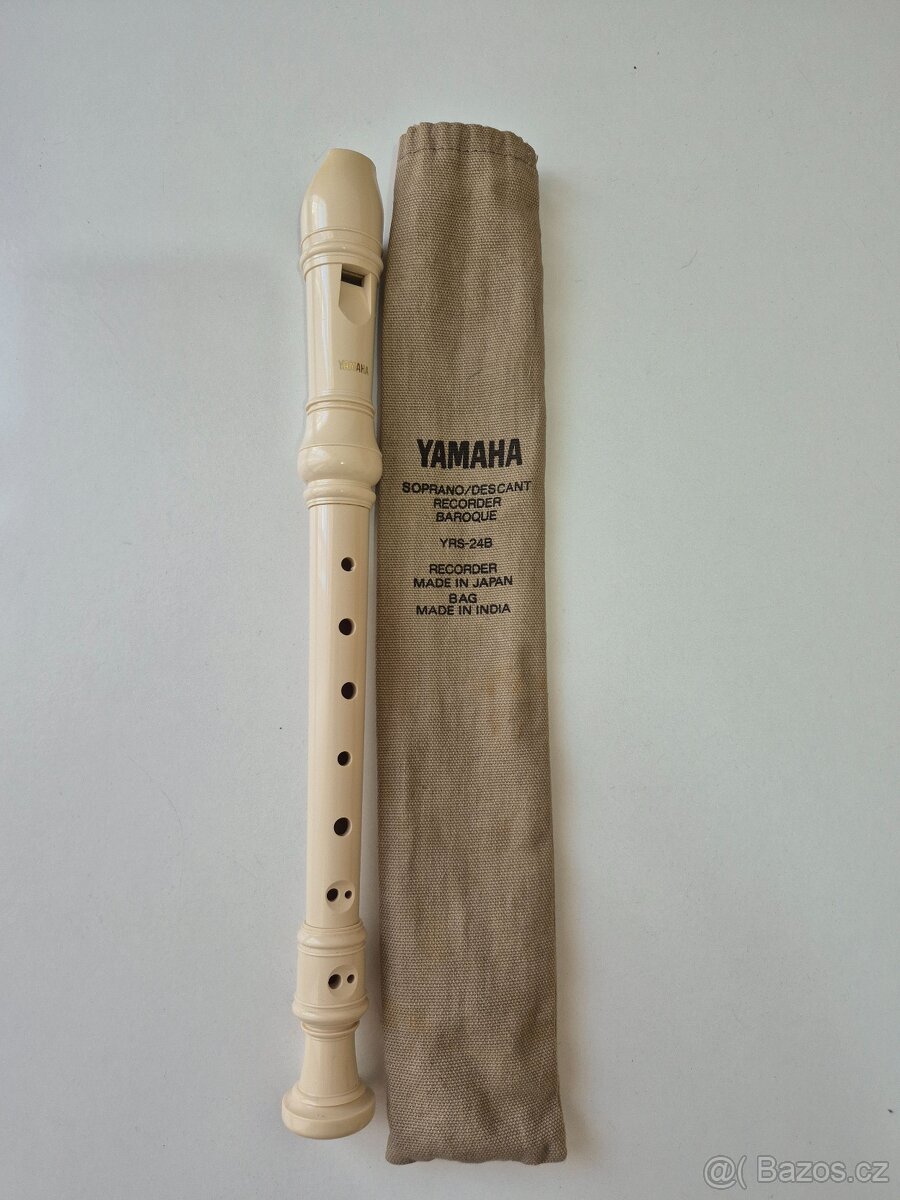 Zobcová Flétna Yamaha YRS-24 B