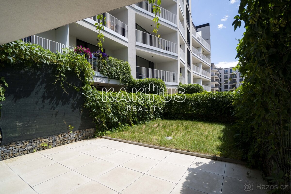 Pronájem bytu 4+kk (116m²) s předzahrádkou v novostavbě na u