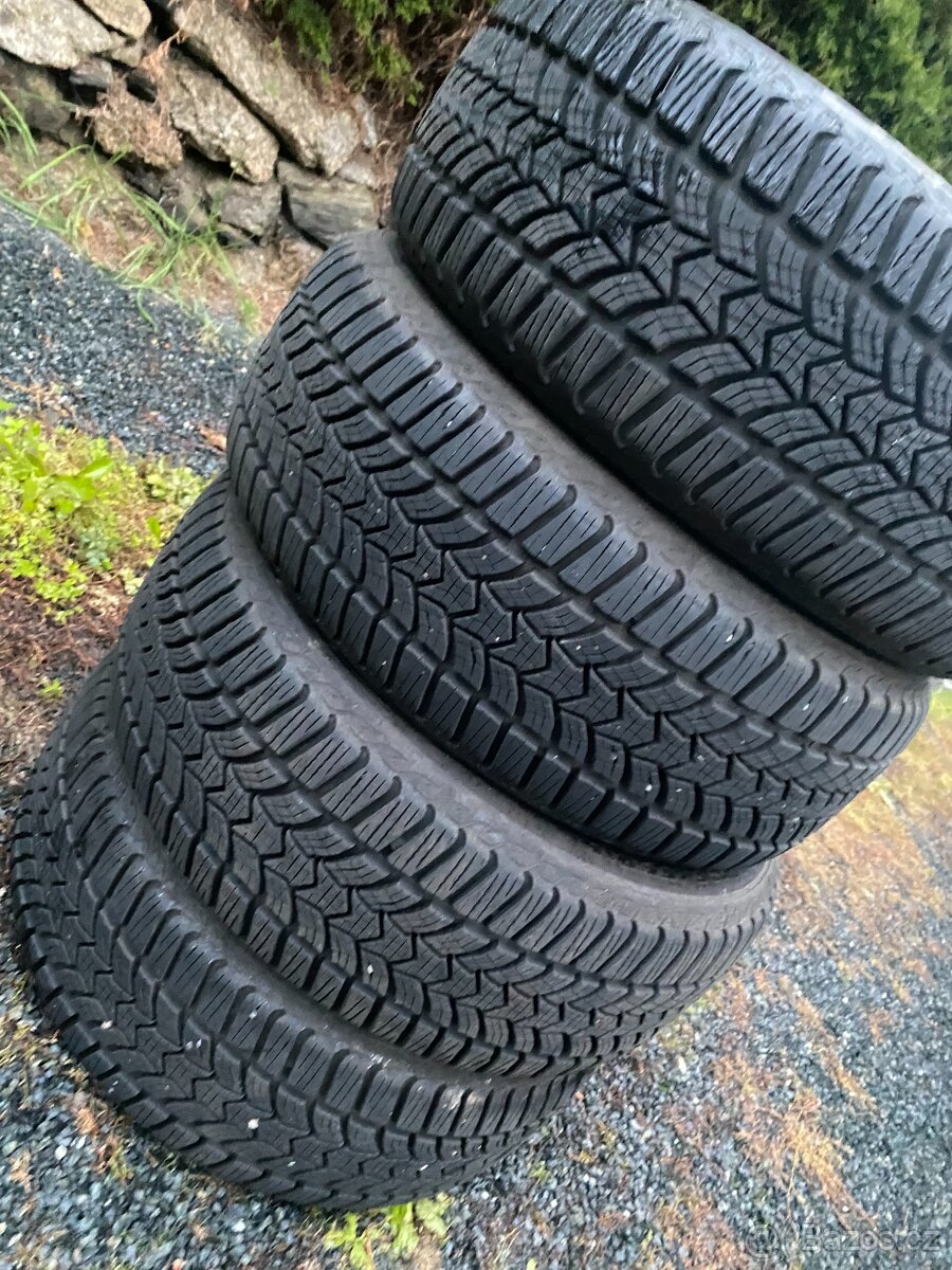 Debica Frigo HP2 195/55 R15 85 H Zimní