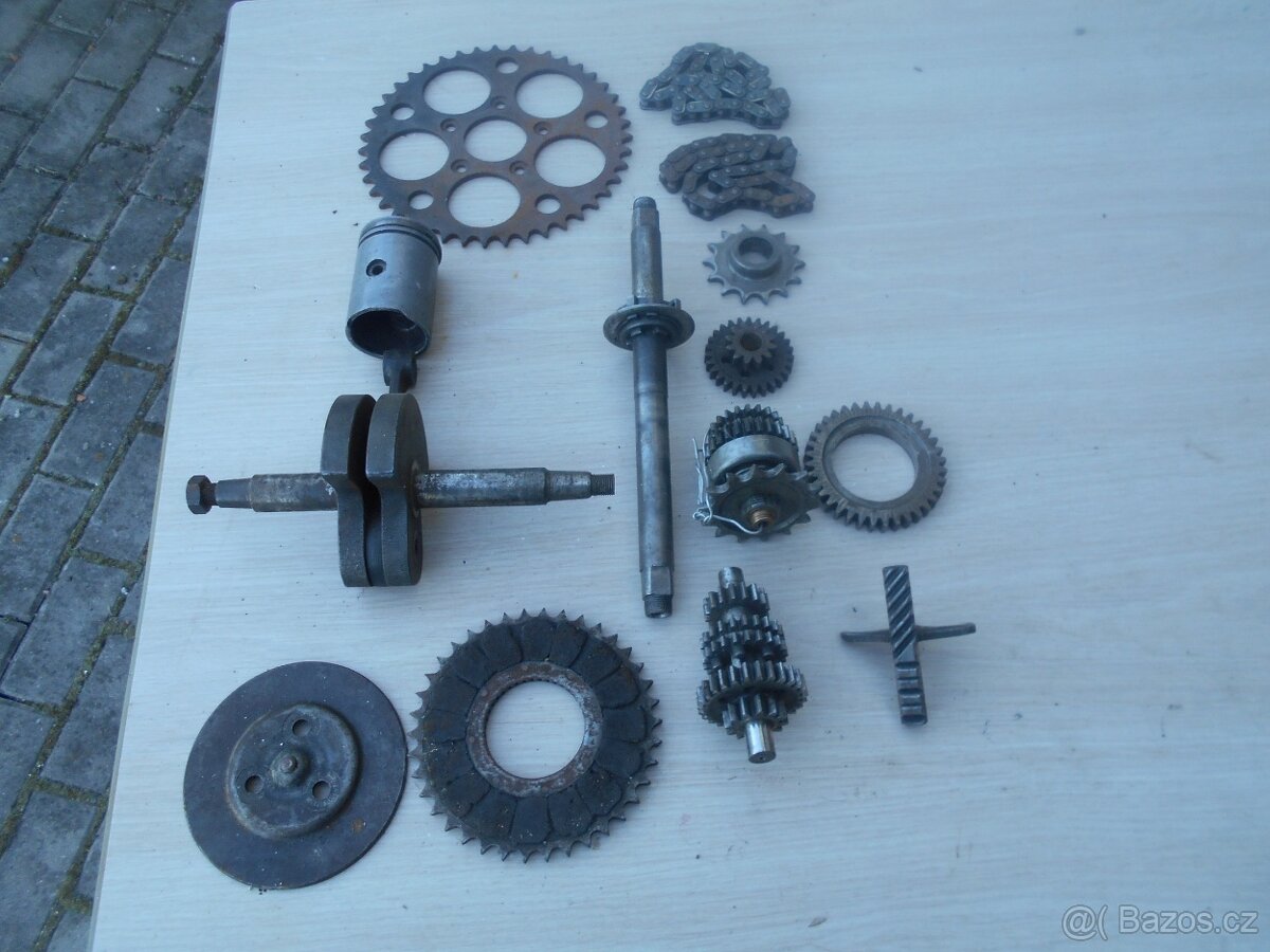 Jawa 98 Robot motor díly levně