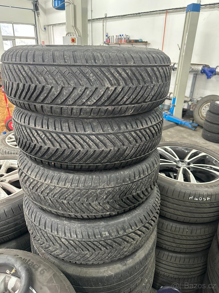 Prodám celoroční pneu Sebring 205/65 R16,5 99H