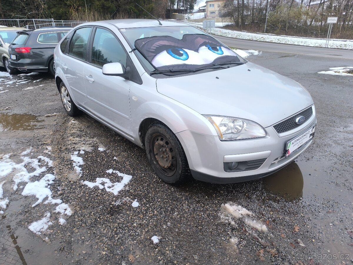 Ford Focus, BEZ KOROZE,VÝBAVA,150KM,SERVIS