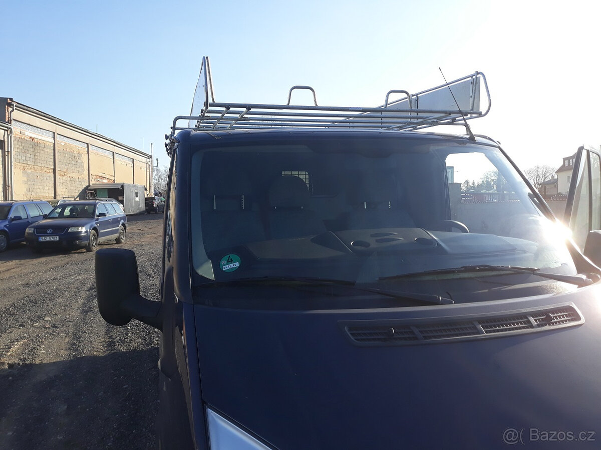 Zahrádka Ford Transit L1H1