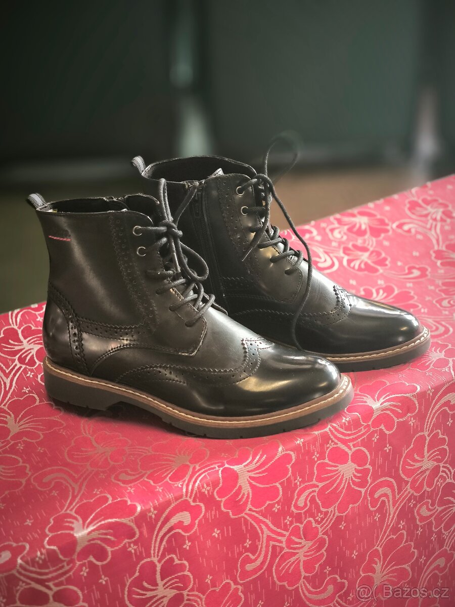 Dámské boty zn. s.Oliver, vel 39