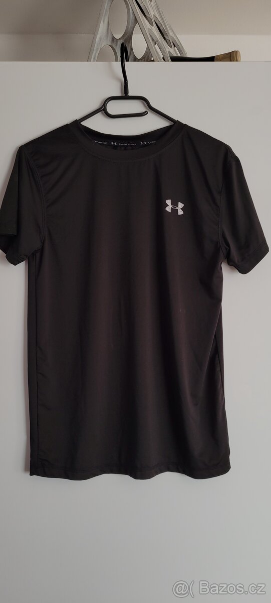Dětské/damské černé triko Under Armour S-M
