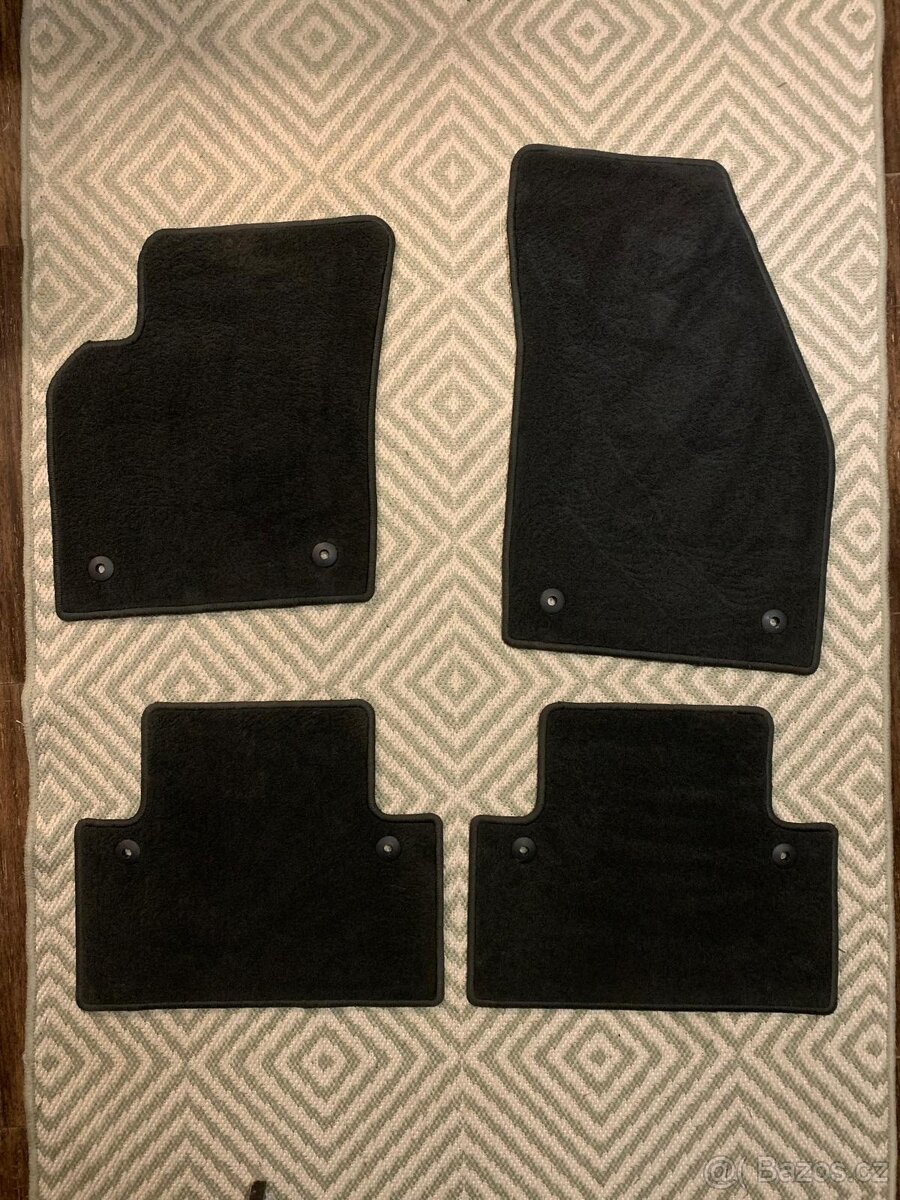 textilní koberce originál Volvo C30 - nové