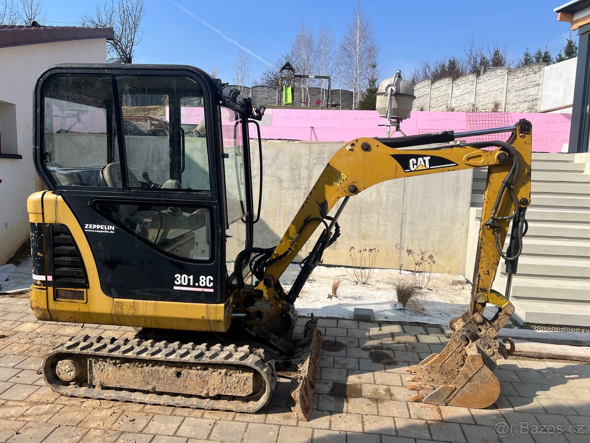 Bagr cat 301.8C