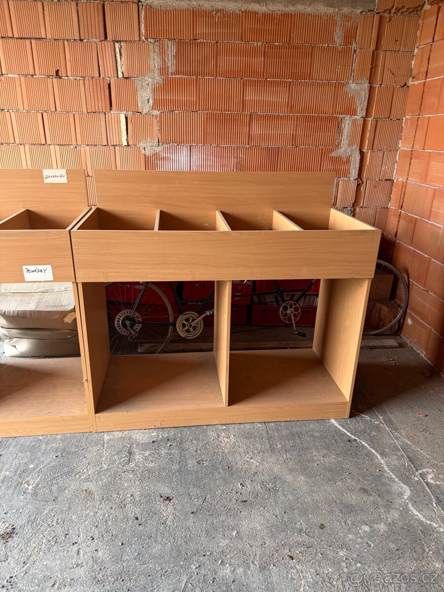 2x Stojan na LP desky