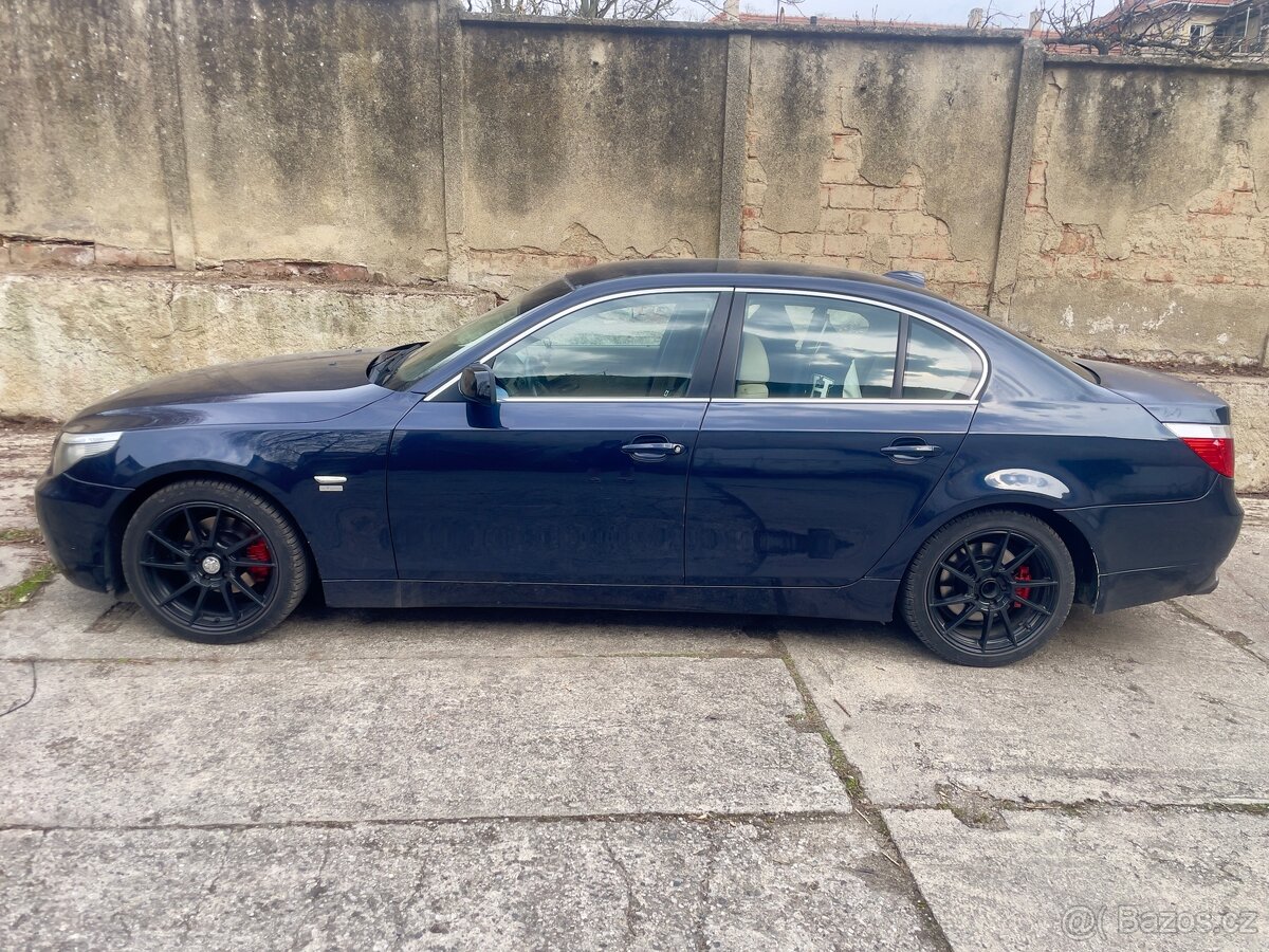 BMW E60 522i + LPG