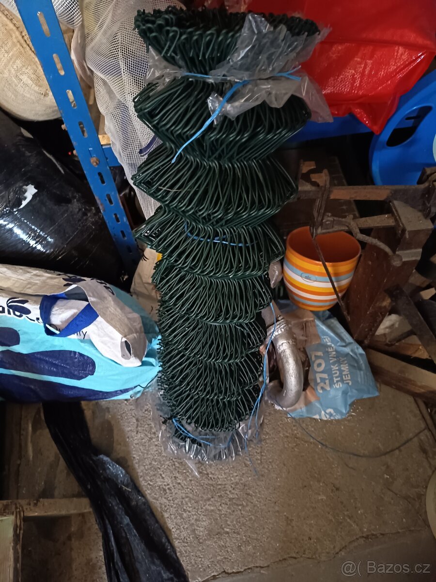 Poplastované pletivo