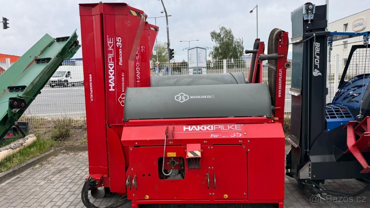 Štípací automat HakkiPilke Falcon 35