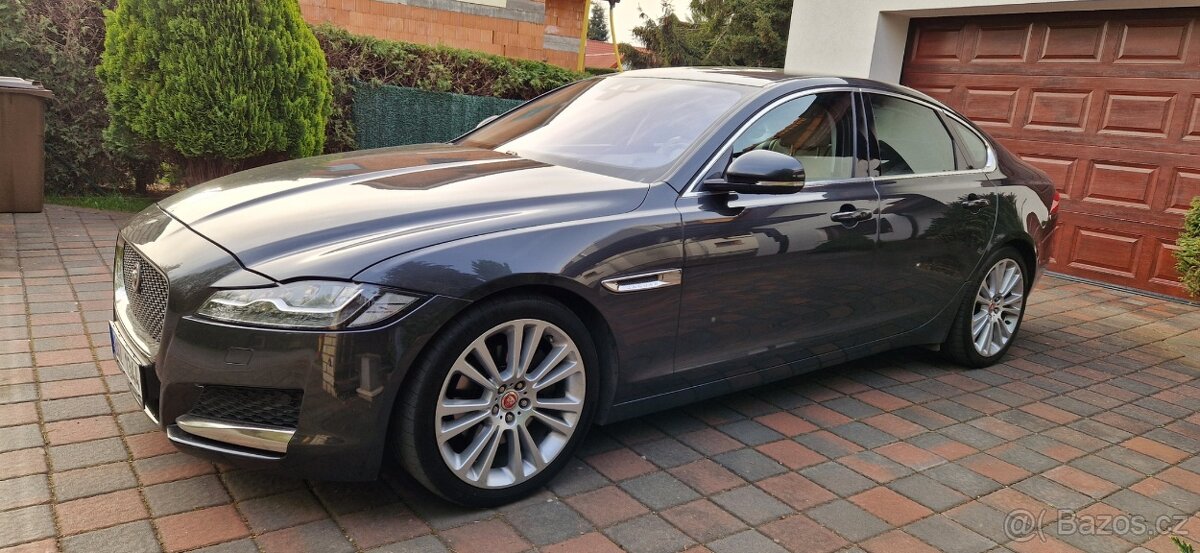 Jaguar XF AWD