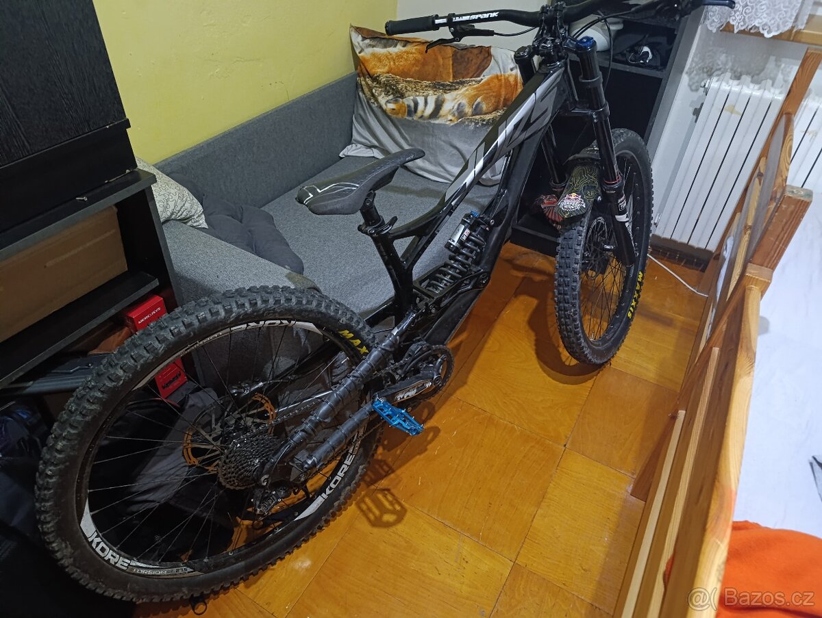 yt-industries tues 2015 27,5