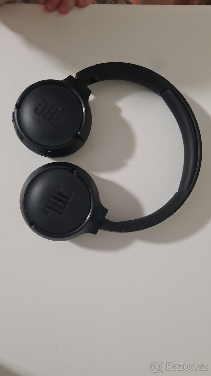 Bezdrátová sluchátka JBL Tune 500bt