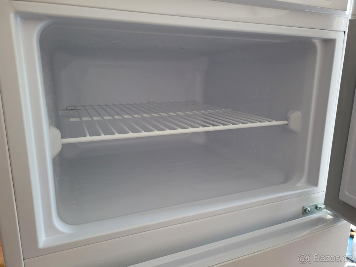 Prodám lednice s mrazákem