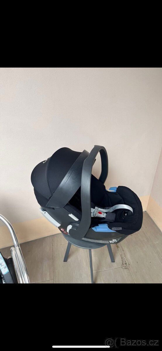 Cybex Aton Q + báze