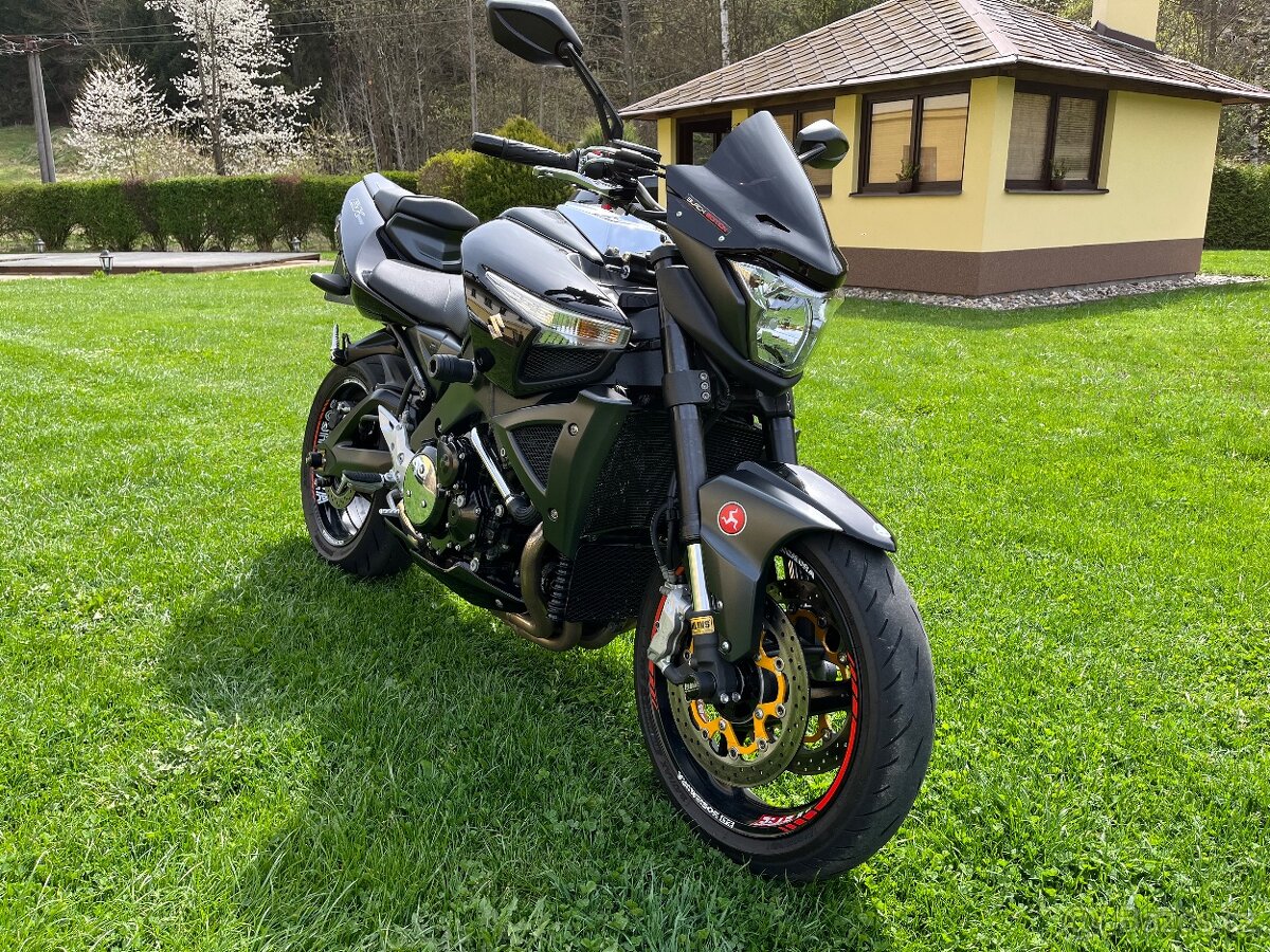 Suzuki B king