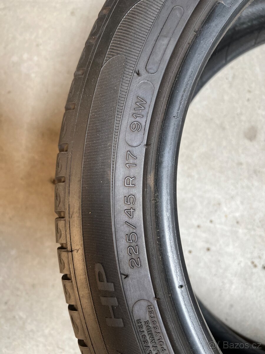 Michelin Primacy HP 225/45 R17