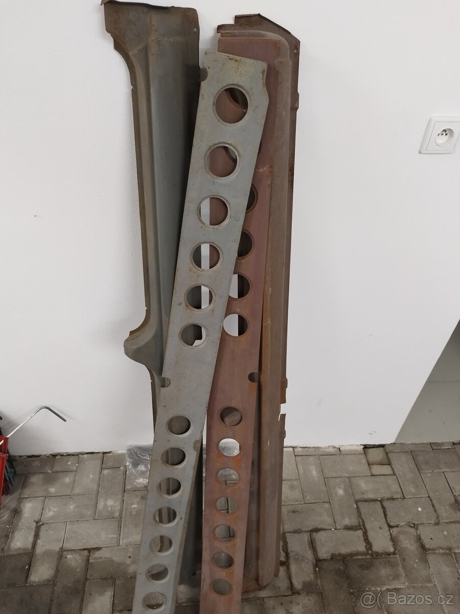 Škoda 100 1000mb prahy vyztuhy nové