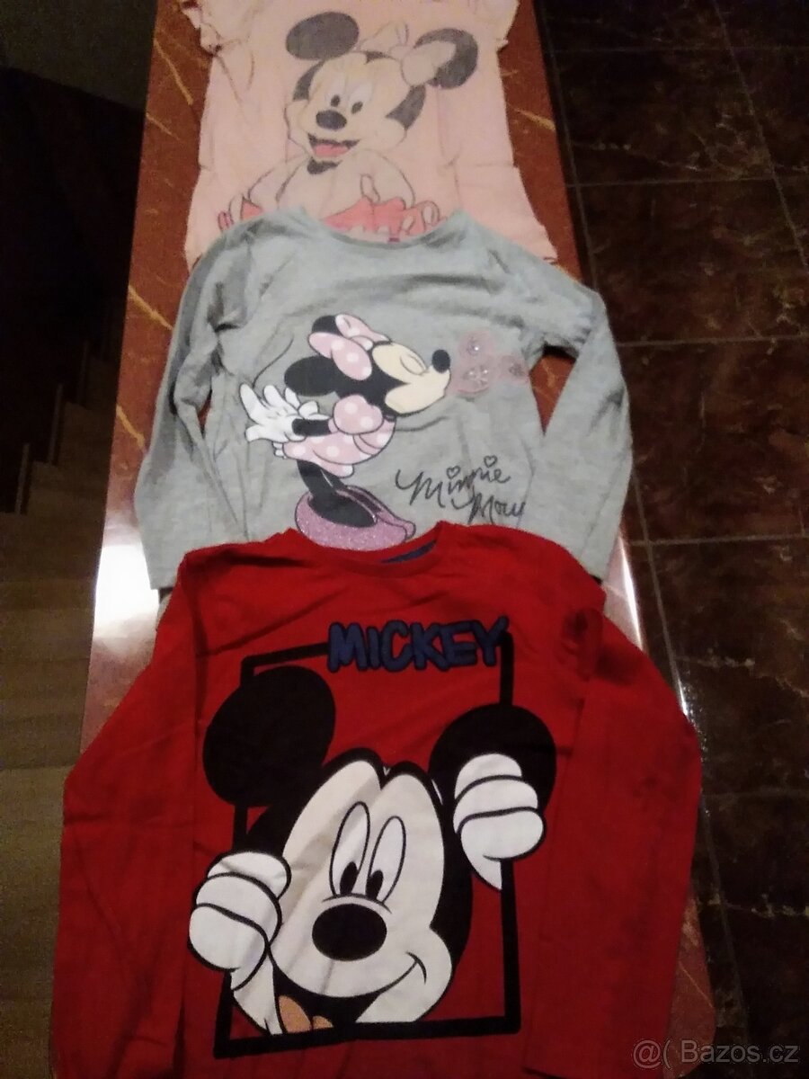 Dívčí věci 104,110,116,122